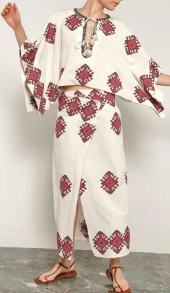 Discount Beauty Abounds Skirt Bottoms