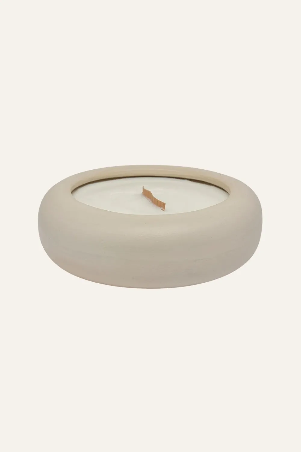 Discount Honoring Sandona Medium Candle In Sand Home Decor