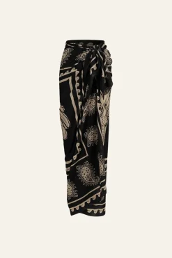 New Kilimanjaro Pareo In Black Pareos & Coverups