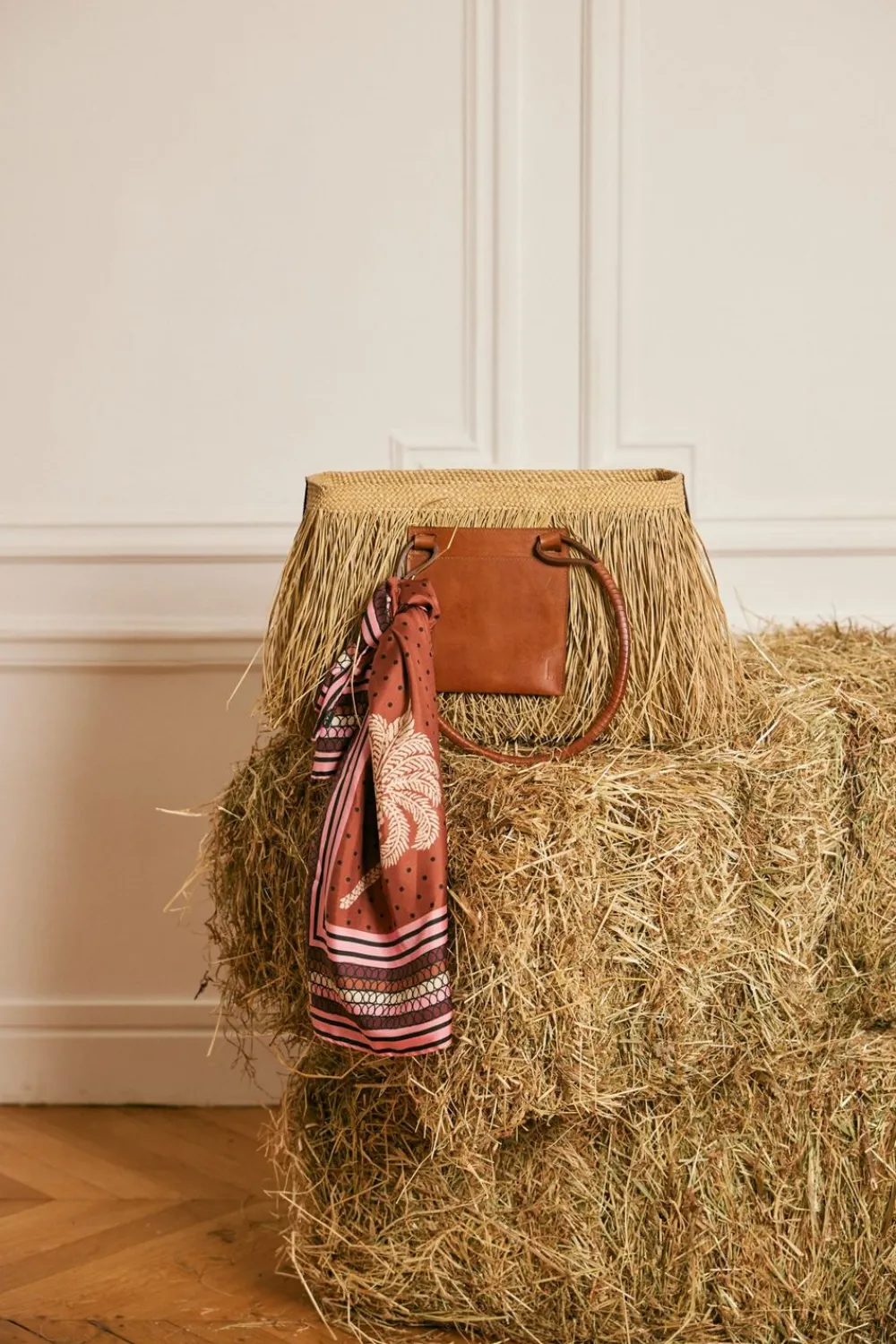 New Palm'S Embrace Bag In Brown Bags