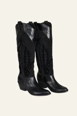 Best Scenes Of Life Boots In Black Shoes